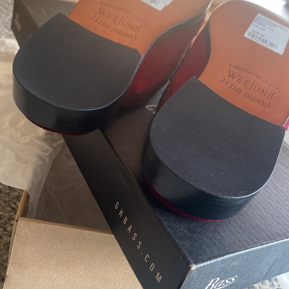 NWT WEEjun burgundy Mules - Picture 8 of 13